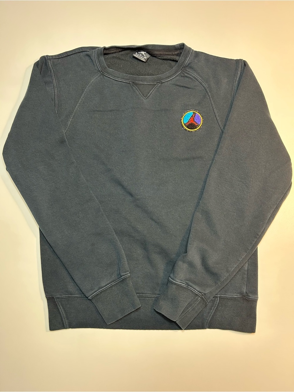 Nike Air Jordan 8 Retro Aqua Crewneck Sweatshirt Black Multicolor Patch Logo